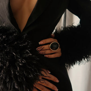 Noir Ovale Ring